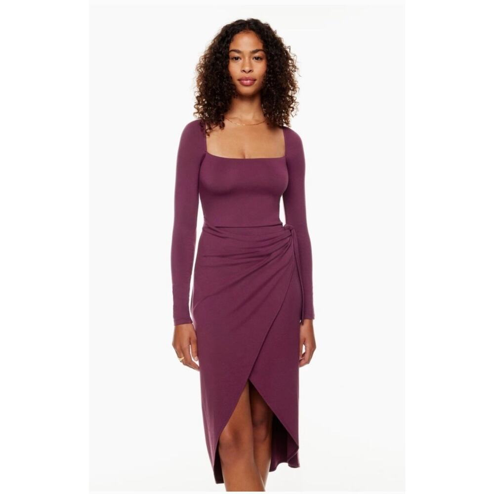 Aritzia Wilfred small Saturn Longsleeve Midi Dress burgundy S Square Neck Wrap